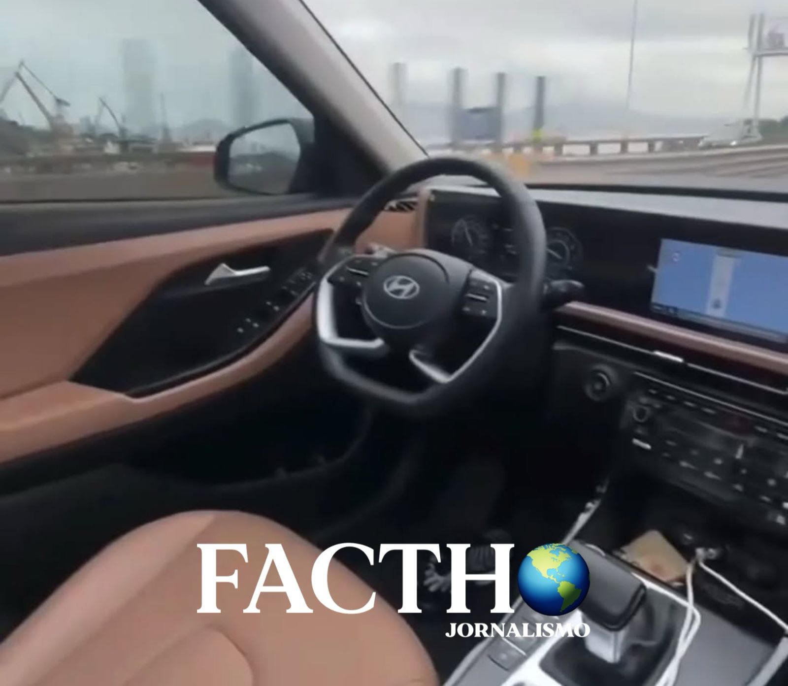 Influencer filma carro circulando sozinho na Ponte Rio-Niterói e gera revolta nas redes