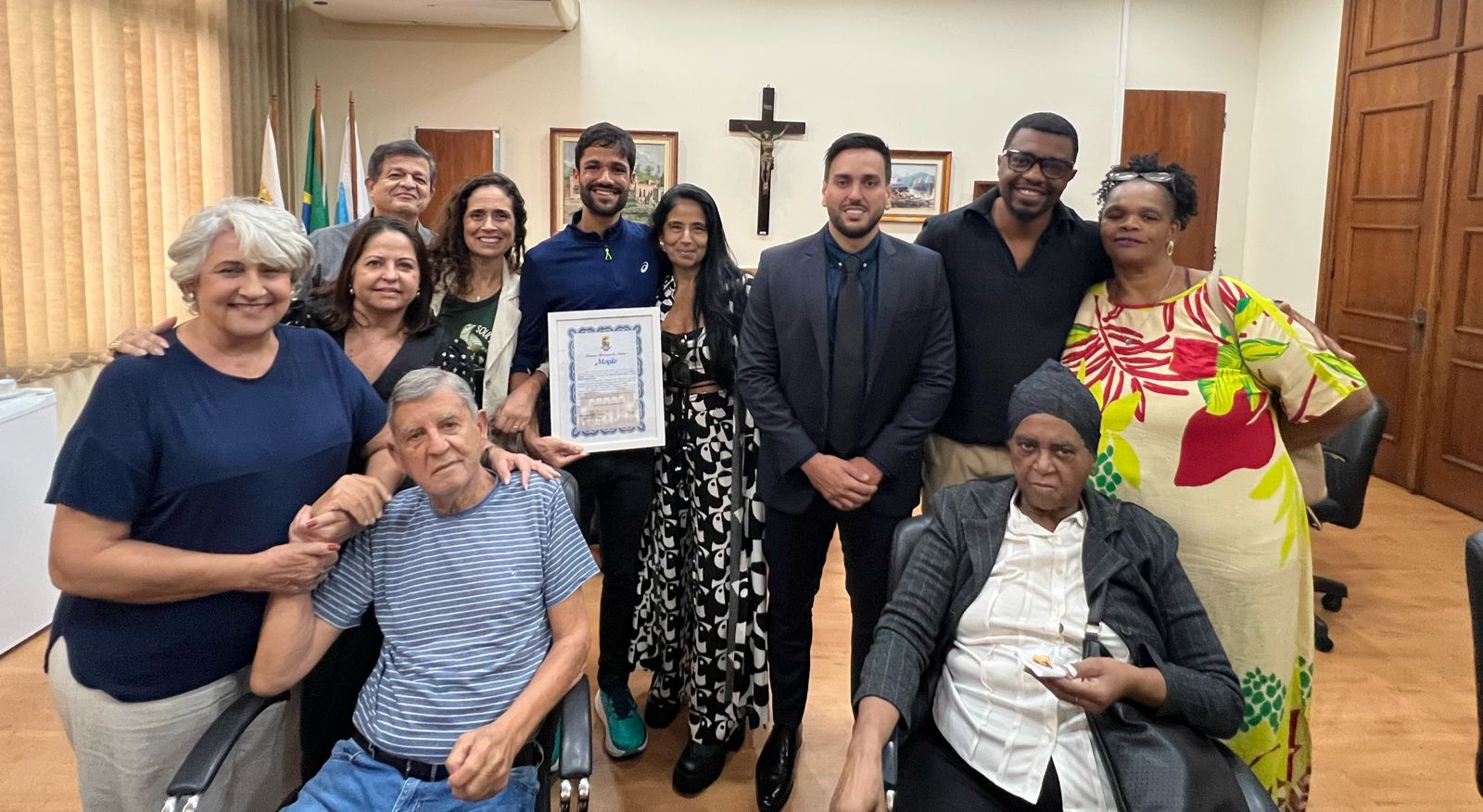 Vereador Morett homenageia atleta Pedro Arieta por atitude humana na Maratona de Boston