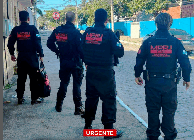 MPRJ cumpre mandados contra servidores e gestores públicos investigados por fraude na contratação de empresa de fisioterapia em Búzios