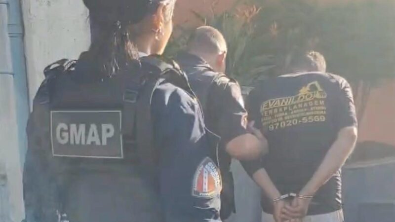 Guarda Municipal e Polícia Militar prendem suspeito de violência doméstica em Itaipuaçu