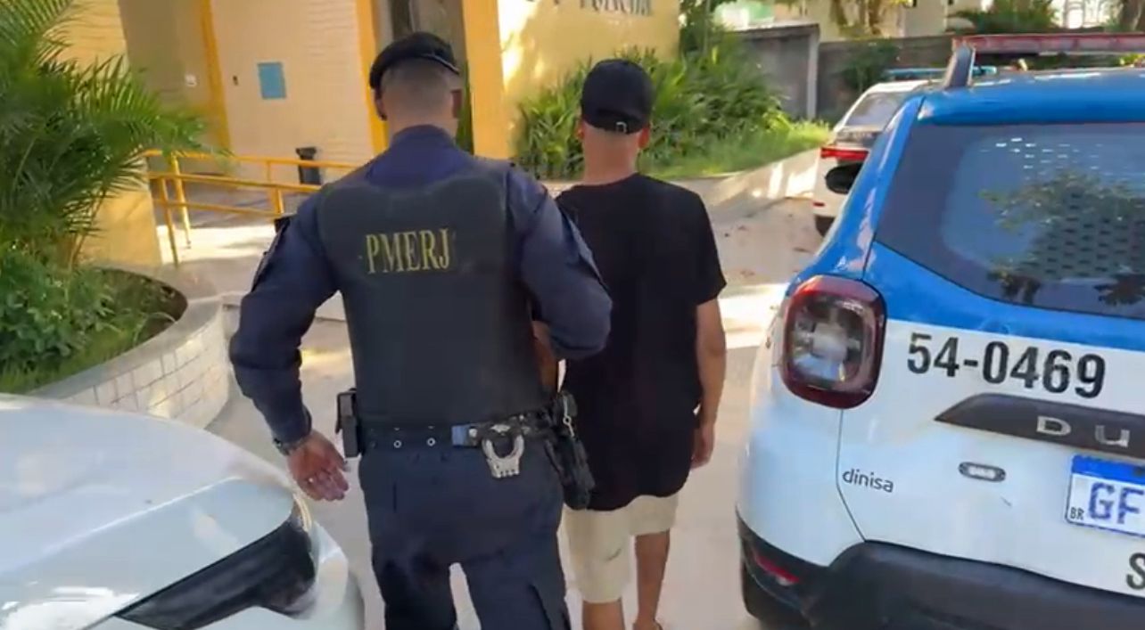Polícia Militar prende “Cinquenta” foragido da Justiça em Piratininga, Niterói