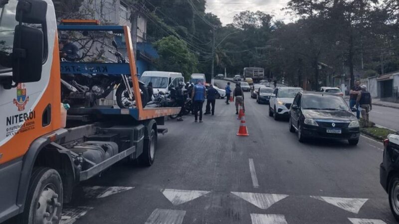 Operação contra motos irregulares em Niterói aborda 188 veículos e prende homem com passagem pela polícia