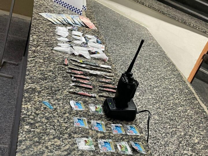 Polícia prende suspeito de tráfico no Complexo da Viradouro, em Niterói