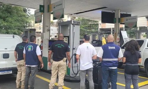 Posto de gasolina é interditado em Niterói por vender combustível adulterado