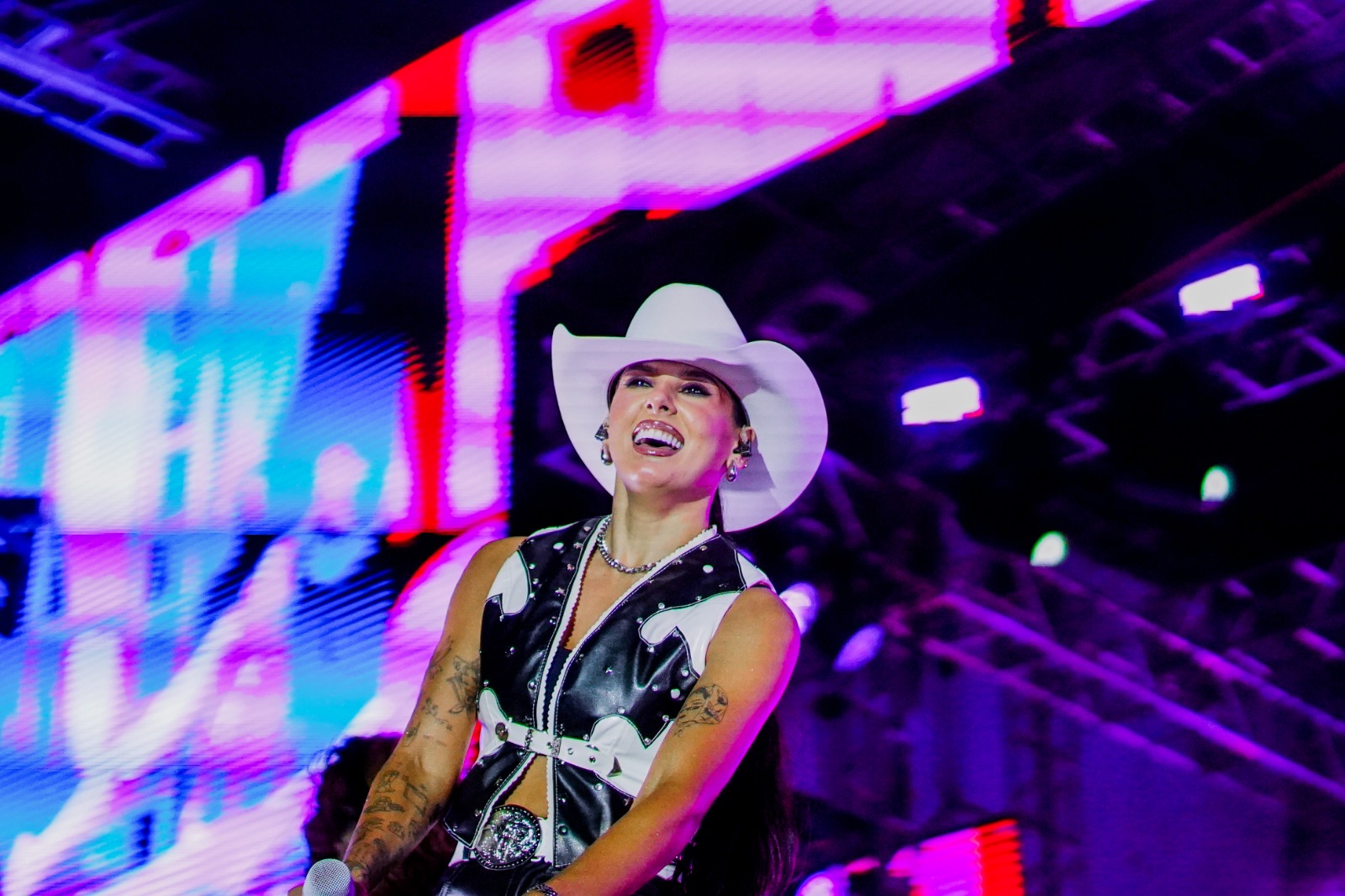 Itaboraí 192 anos: Ana Castela faz show histórico no quarto dia de festa