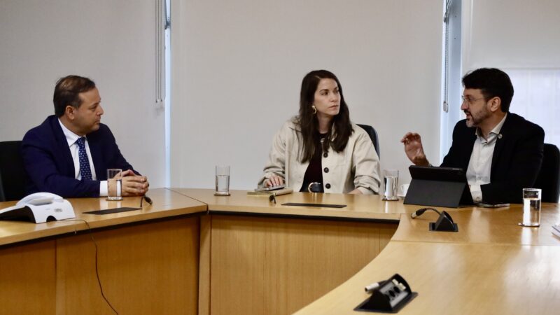 Prefeito de Niterói conversa em Brasília sobre cooperação para o Vida Nova No Morro