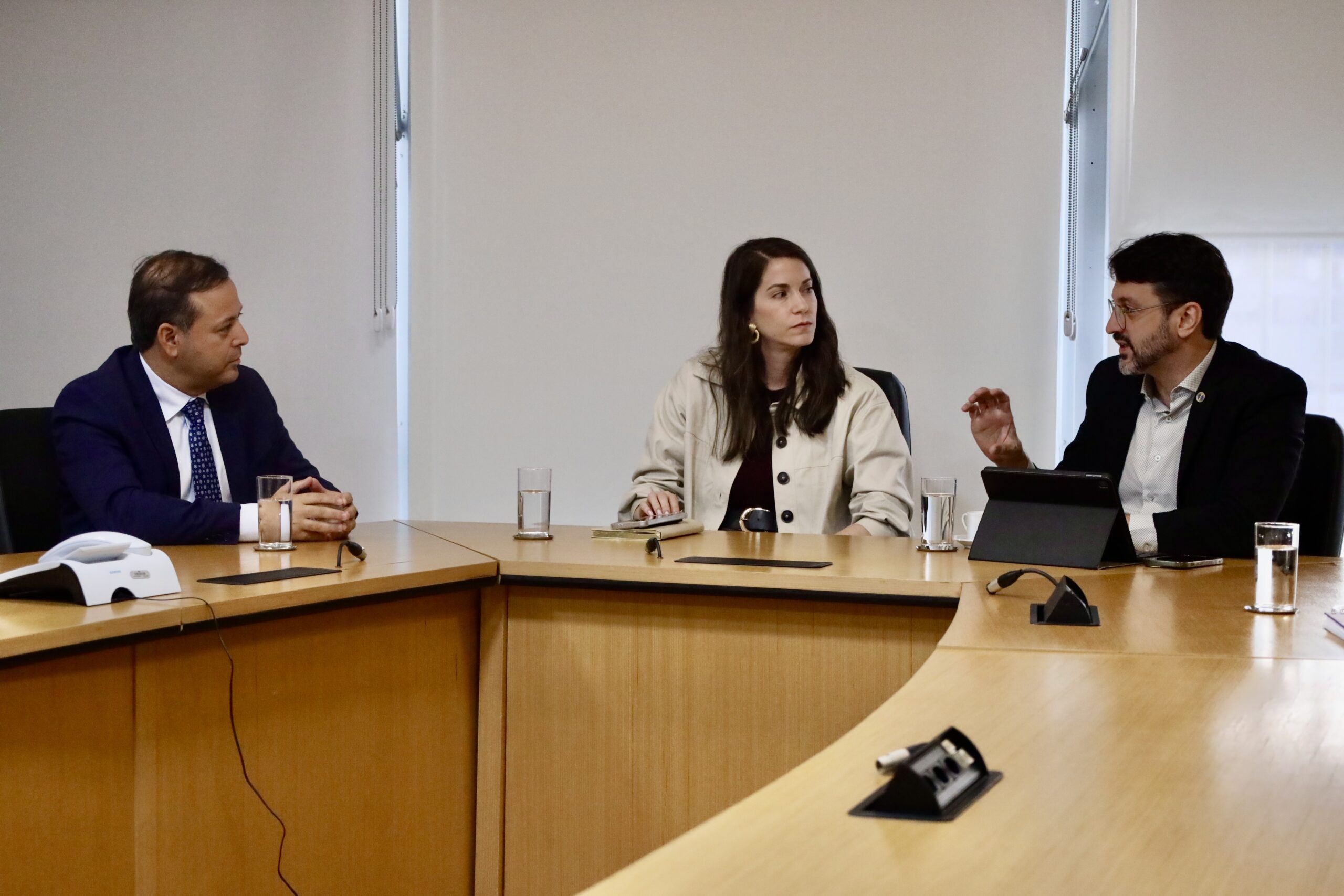 Prefeito de Niterói conversa em Brasília sobre cooperação para o Vida Nova No Morro