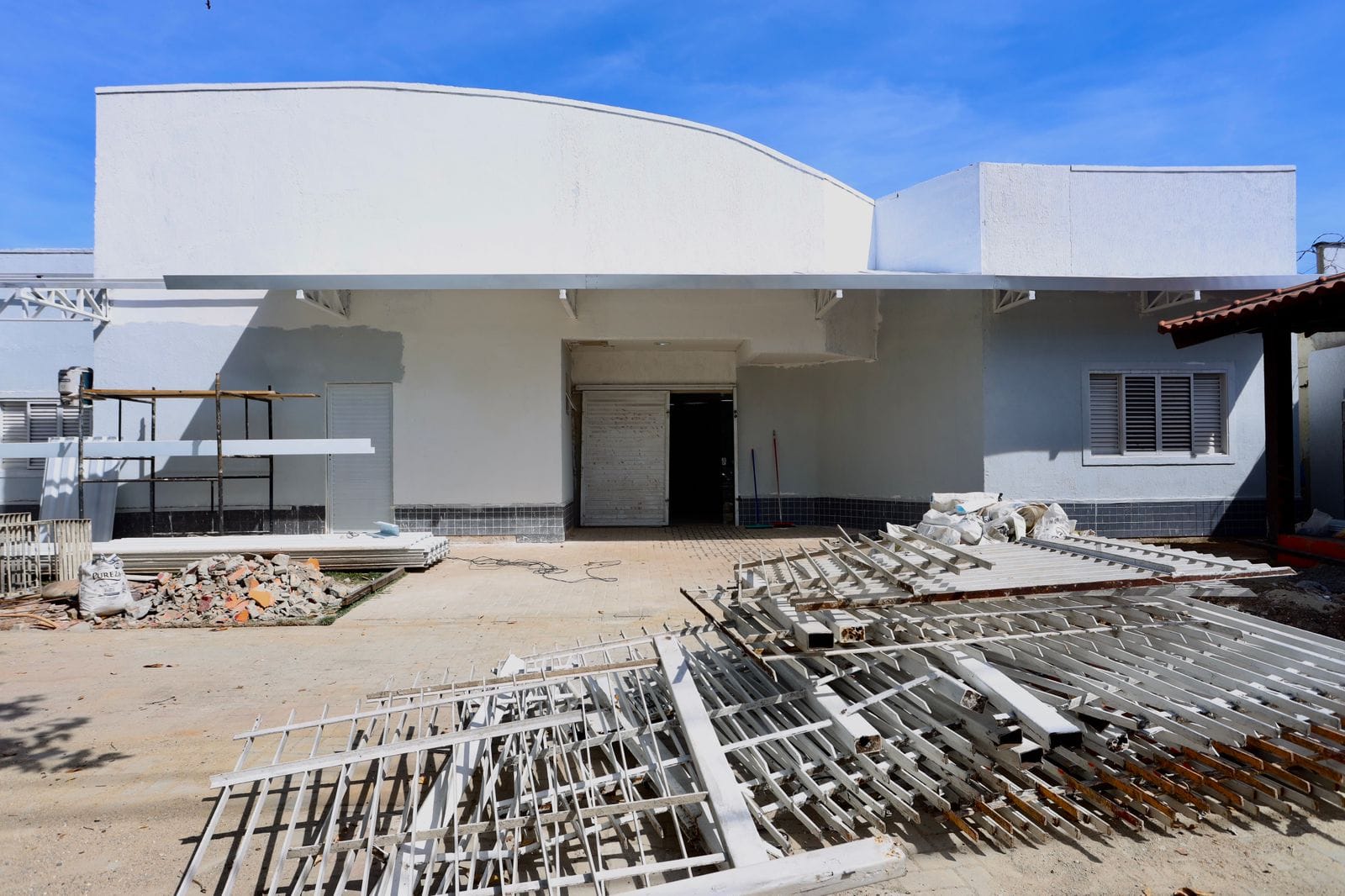 Prefeitura de Niterói inaugura nova policlínica em Piratininga