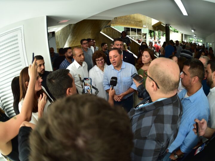 Rodrigo Neves inaugura novo Laboratório Municipal Miguelote Viana