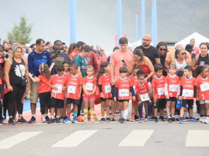 Corrida Infantil da Meia Maratona Internacional de Maricá proporcionou manhã de diversão em oito categorias
