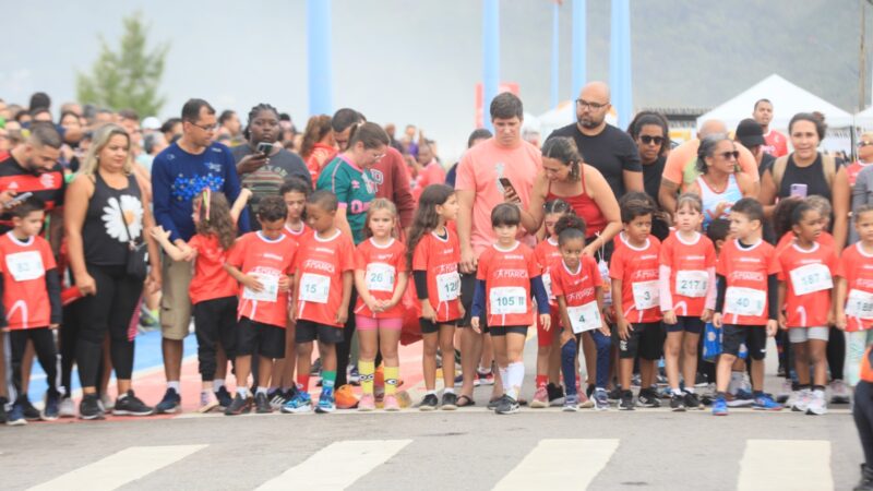 Corrida Infantil da Meia Maratona Internacional de Maricá proporcionou manhã de diversão em oito categorias