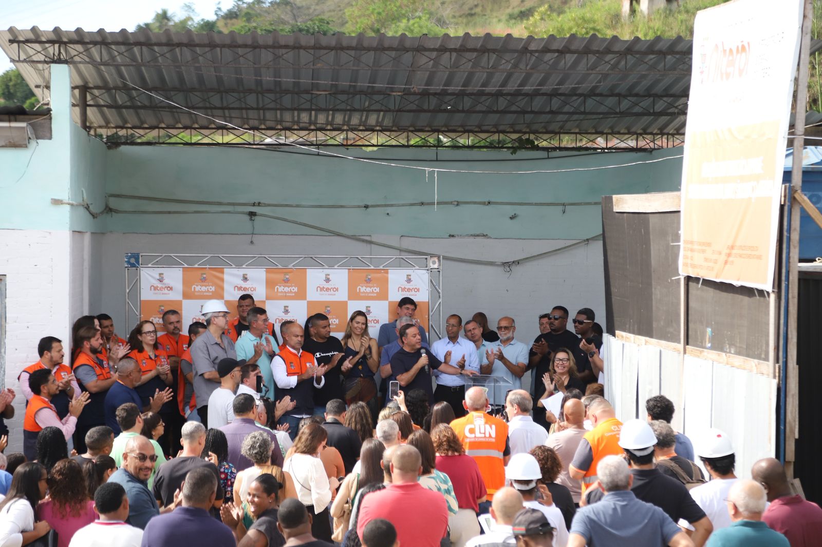 Prefeito Rodrigo Neves dá início às obras do Parque Solar do Morro do Boa Vista