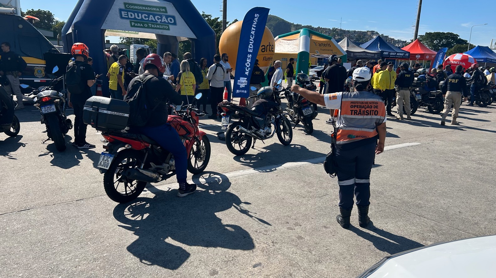 Prefeitura de Niterói participa de ação conjunta de conscientização no Maio Amarelo
