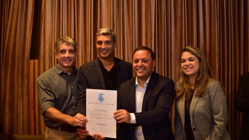 Rodrigo Neves sanciona lei que cria o Fundo de Desenvolvimento Imobiliário do Centro de Niterói