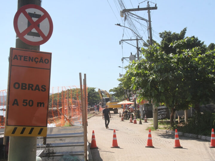 Transporte realiza reordenamento viário no entorno da Praia das Pedrinhas