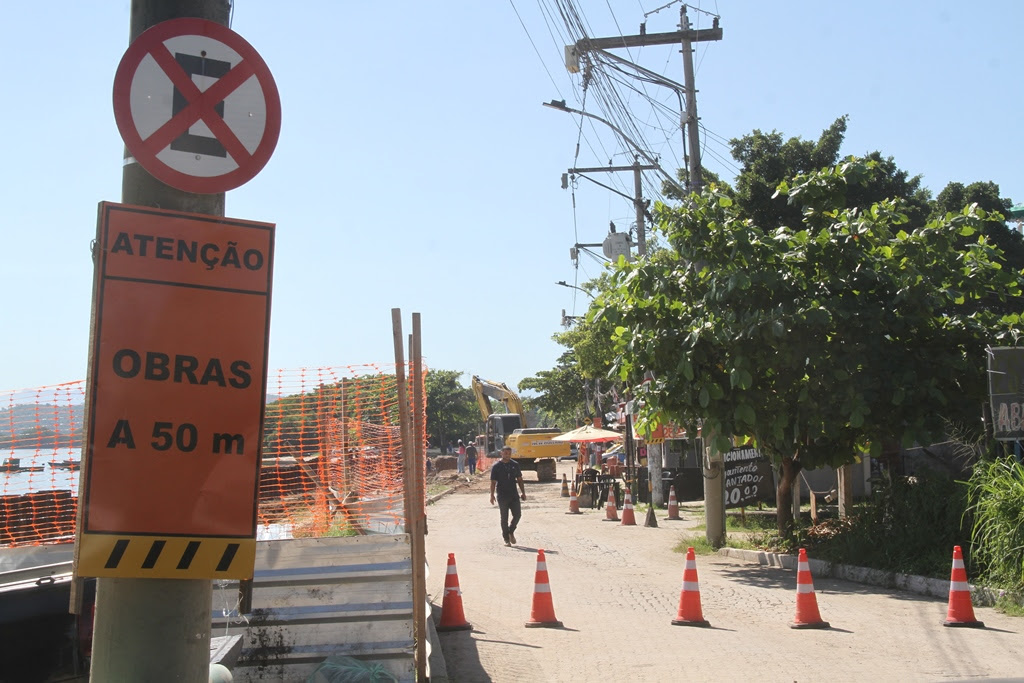 Transporte realiza reordenamento viário no entorno da Praia das Pedrinhas