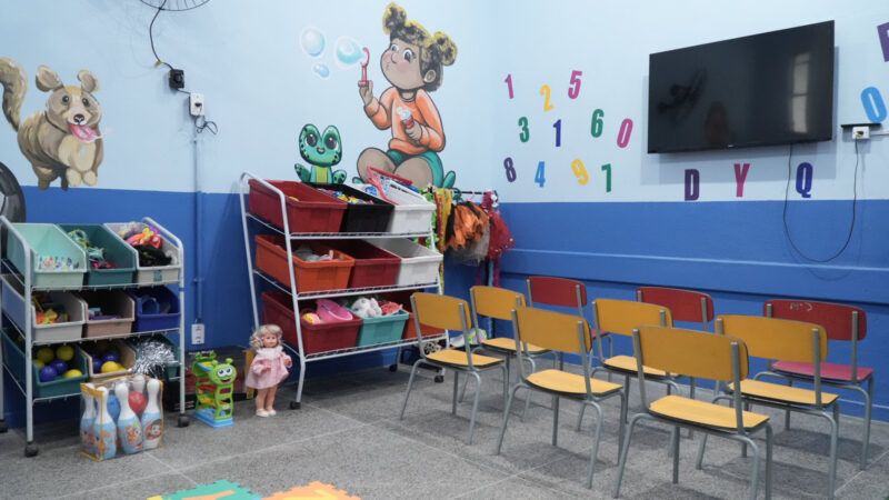 São Gonçalo inaugura brinquedoteca em escola do Laranjal