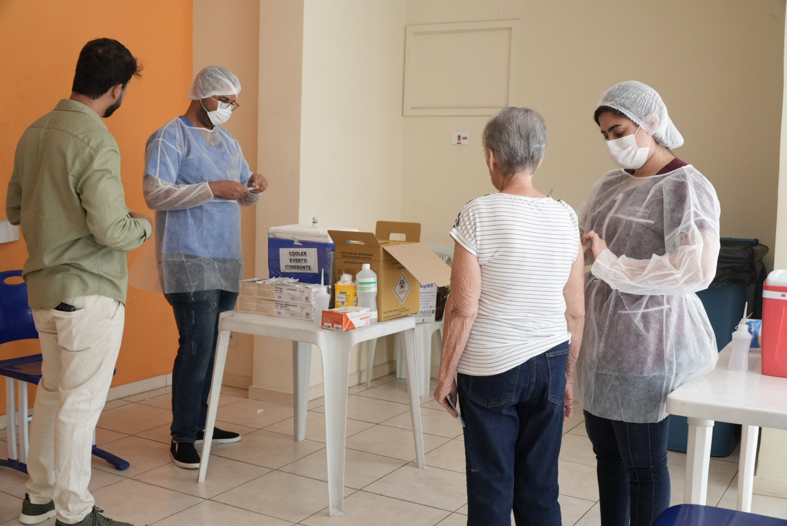 São Gonçalo amplia vacinação para locais de grande aglomeração de pessoas