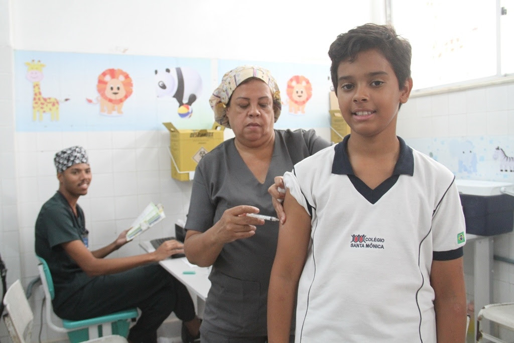São Gonçalo amplia público para vacinação contra dengue