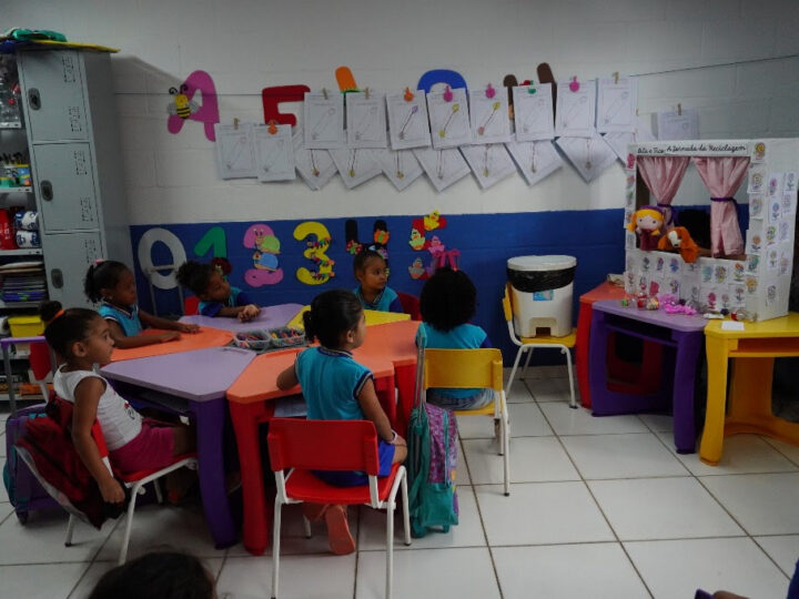 Meio Ambiente e Educação incentivam reciclagem junto aos alunos da rede municipal