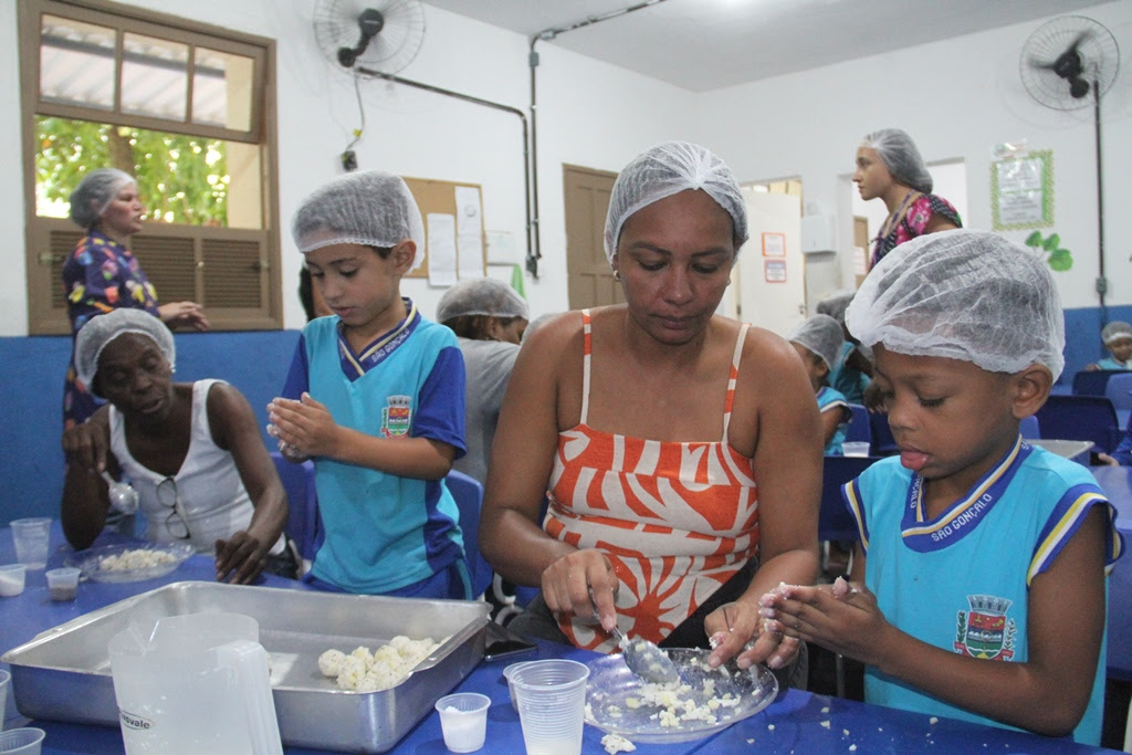 Alimentação saudável em homenagem ao Dia das Mães