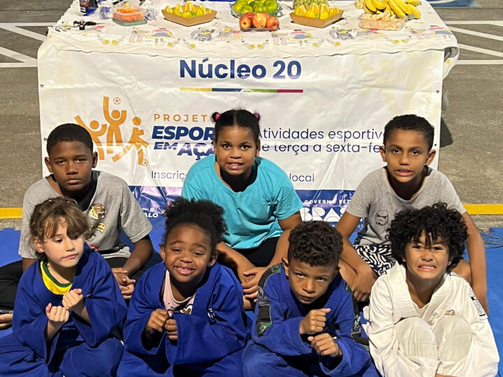 Alunos de Jiu-jitsu têm aula especial de Dia das Mães 
