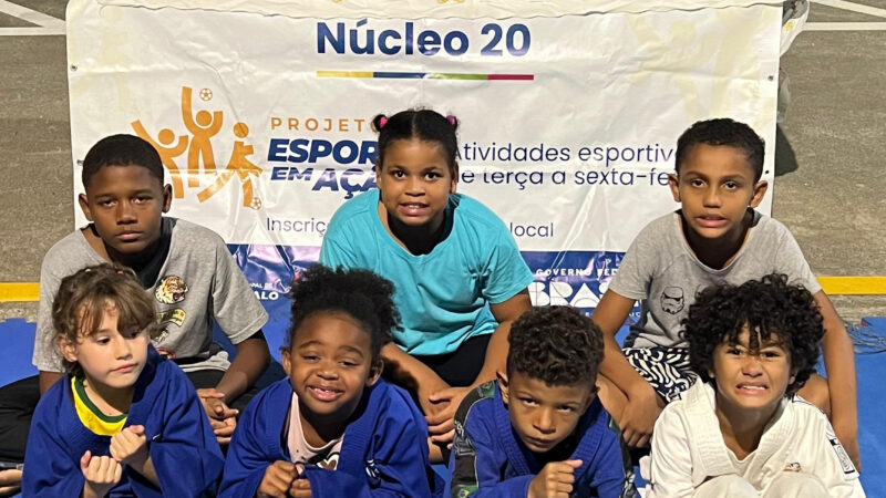 Alunos de Jiu-jitsu têm aula especial de Dia das Mães 