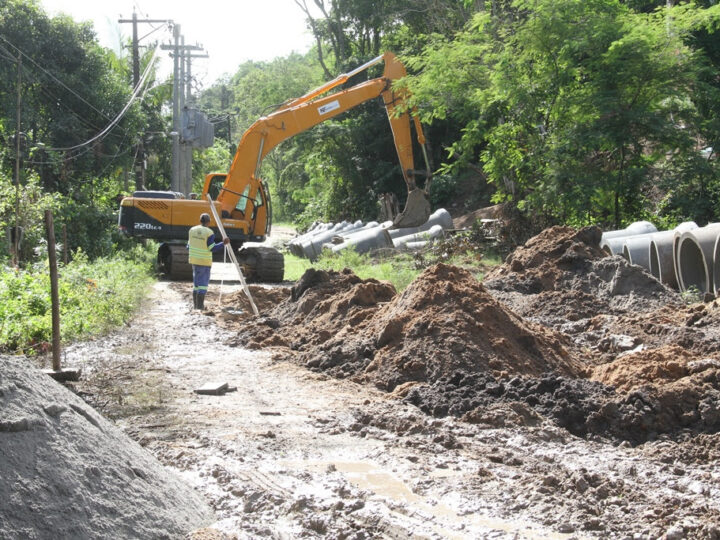 Gonçalenses celebram obras dos bairros Sacramento, Eliane e Iêda 
