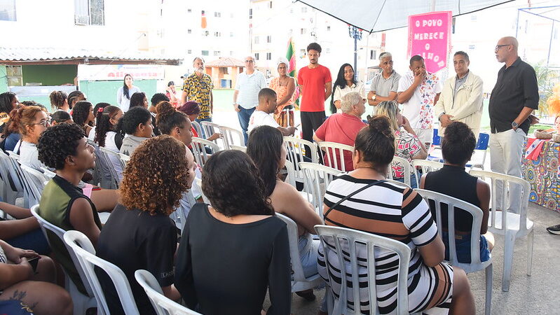 Prefeitura de Maricá apoia projeto de capacitação para jovens em comunidades do Minha Casa, Minha Vida