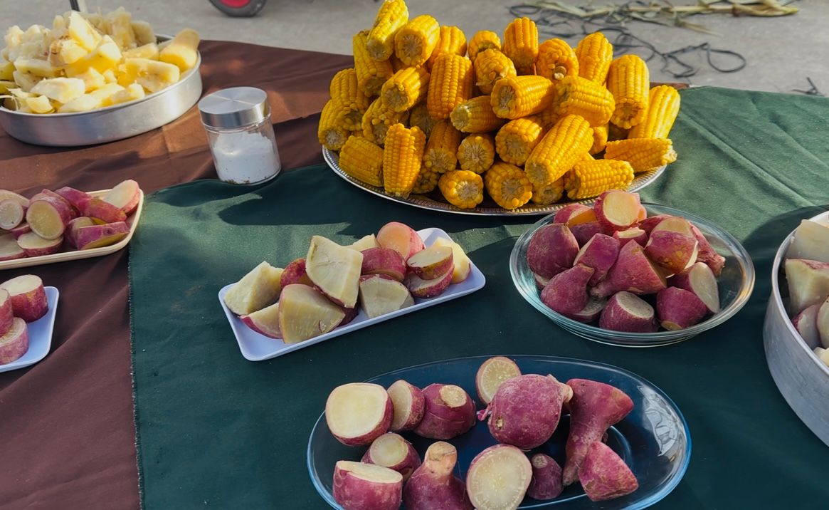 Arraiá da Feira Livre anima manhã de domingo com tradição e sabores em Itaboraí
