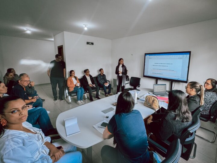 Controladoria Geral do Município segue com o programa “CGM Presente” e realiza visita técnica à Secretaria Municipal de Educação