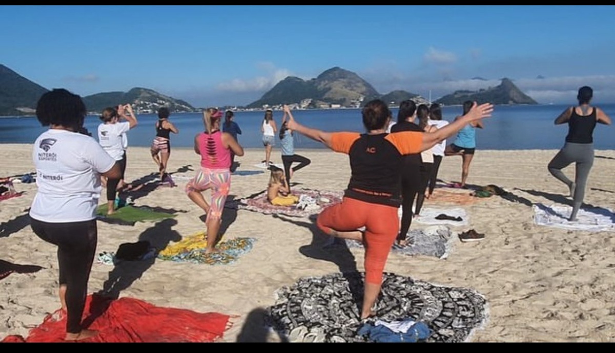 Aulão gratuito em São Francisco celebra o Dia Internacional da Yoga