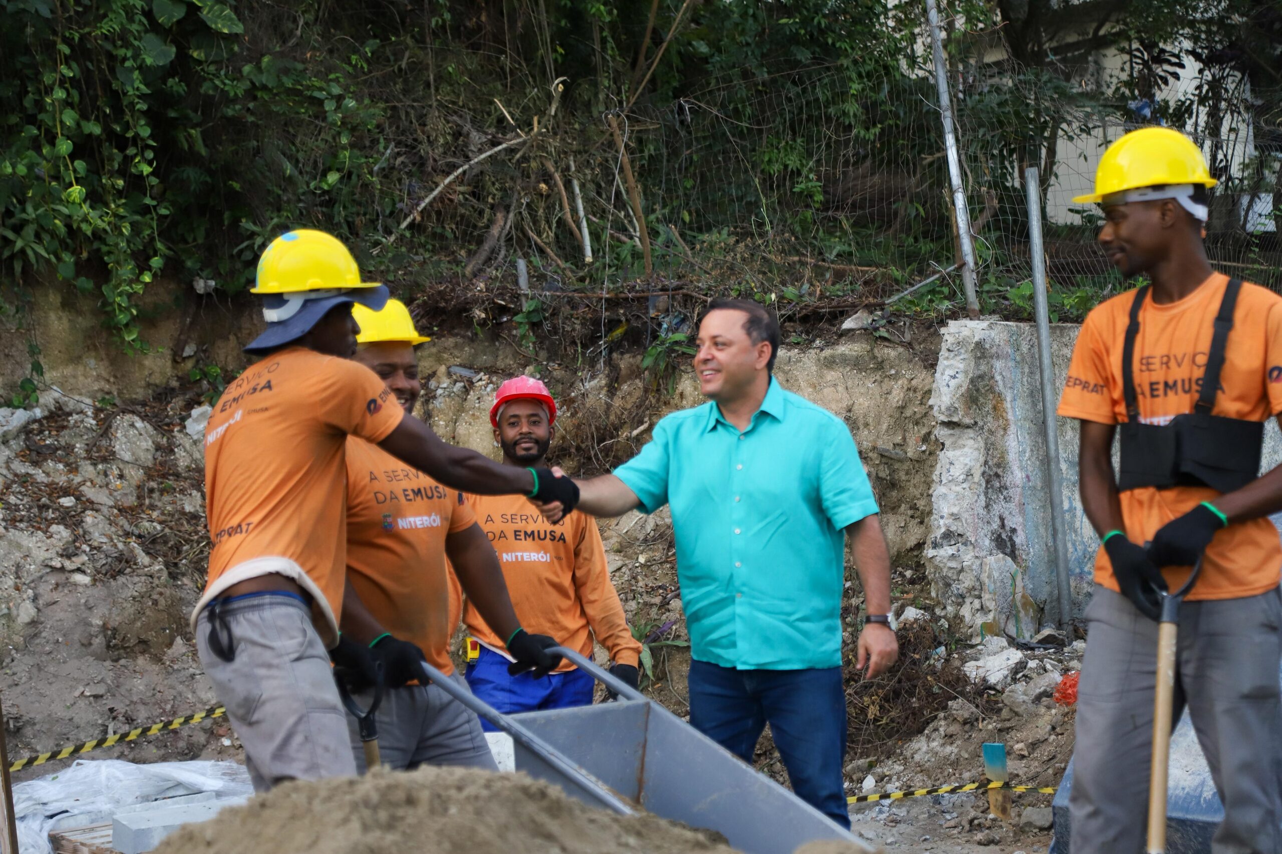Prefeito Rodrigo Neves vistoria obra do túnel Roberto Silveira