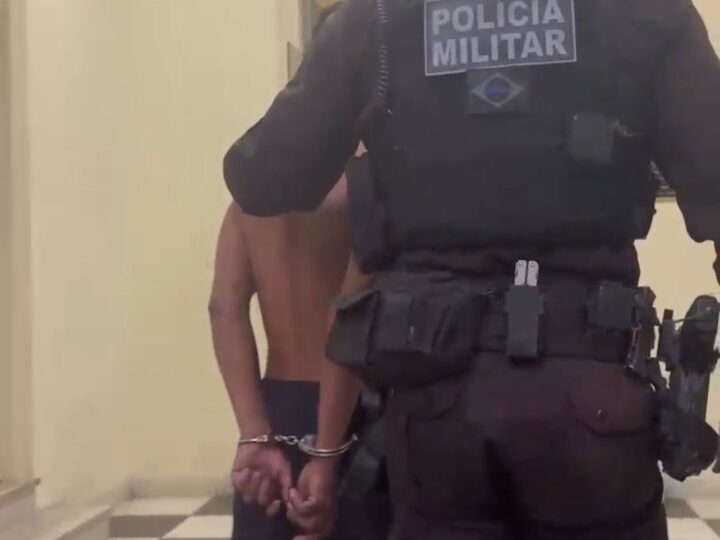 Adolescente foragido da Justiça é apreendido após furtar depósito de bebidas no Centro de Niterói