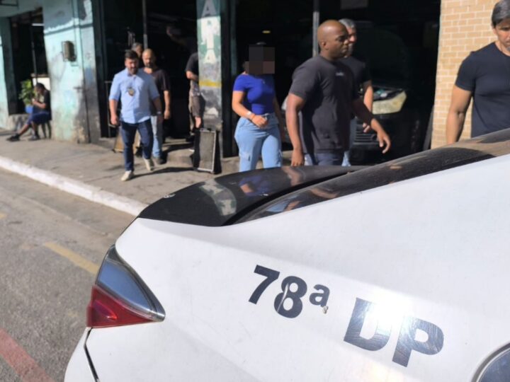 Polícias Civis da 78º DP de Niterói prende mulher que aplicava golpes em idosos com falsas promessas de Vale Gás para fraudar empréstimos do INSS