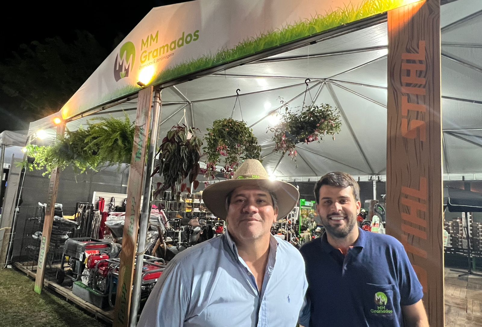 M&M Gramados se destaca no mercado com soluções completas para jardins, pomares e gramados