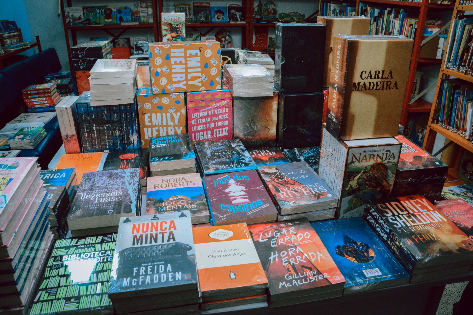 Itaboraí é contemplada com R$ 20 mil em títulos na Bienal do Livro 2025