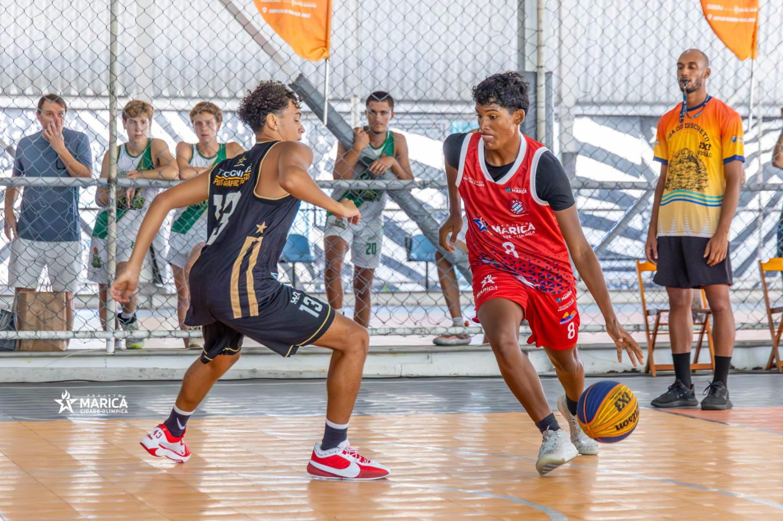 Atleta revelado pelo projeto Maricá Cidade Olímpica se destaca no Botafogo de basquete 3×3
