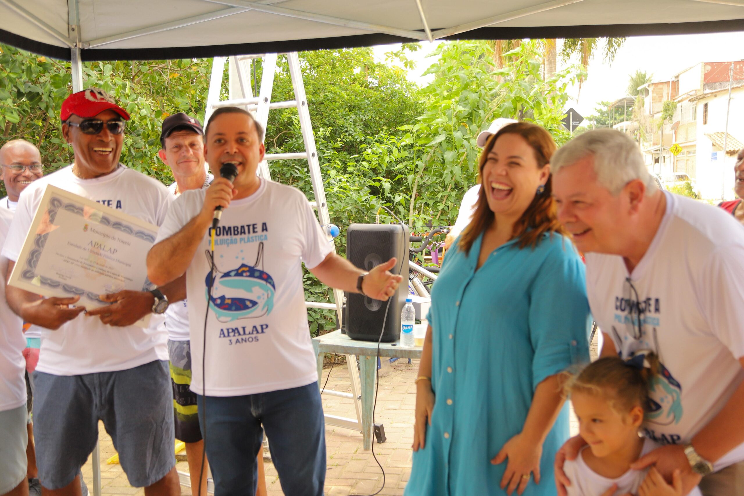 Rodrigo Neves participa do aniversário de associação de pesca e destaca avanços na recuperação da Lagoa de Piratininga