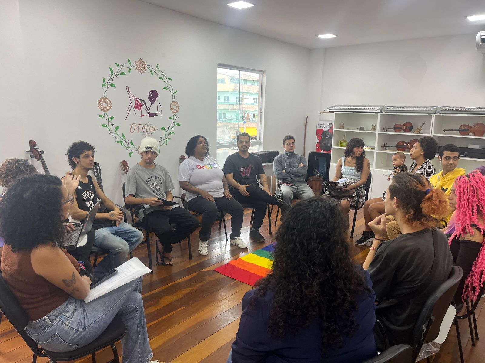 Arraial do Cabo abre Mês do Orgulho LGBTI+ com roda de conversa sobre deficiências ocultas