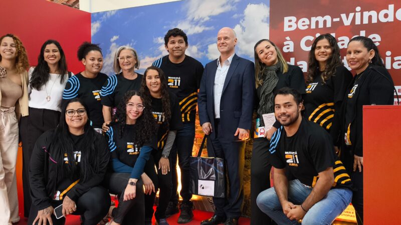 Maricá recebe representante da Embaixada da França e fortalece relações culturais internacionais