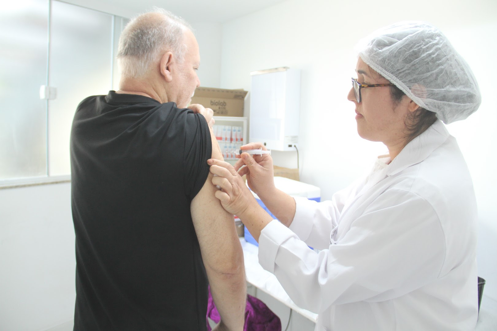 São Gonçalo realiza nova ação itinerante para vacinar servidores da Funasg