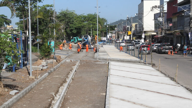 Obras de estacionamento no Jardim Alcântara estão transformando o bairro