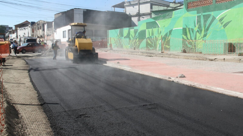 Trecho do MUVI no bairro Estrela do Norte é pavimentado