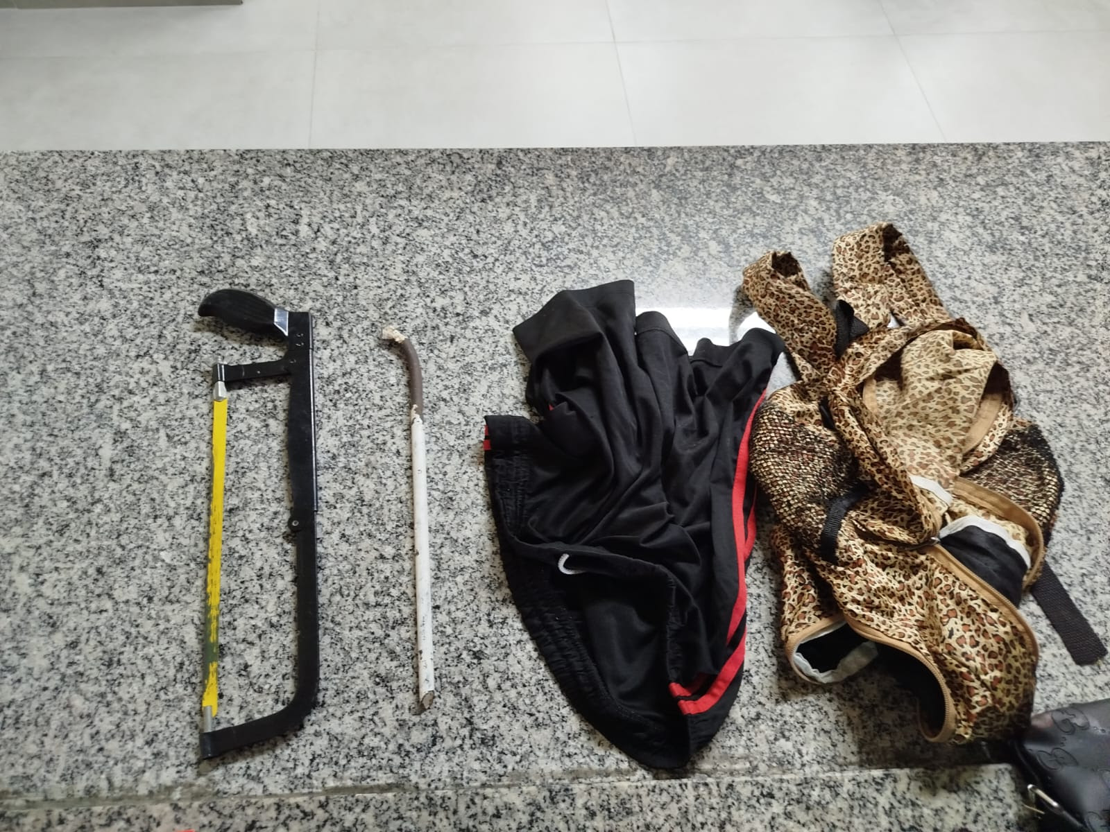 Guarda Municipal prende homem que invadiu estabelecimento no Centro