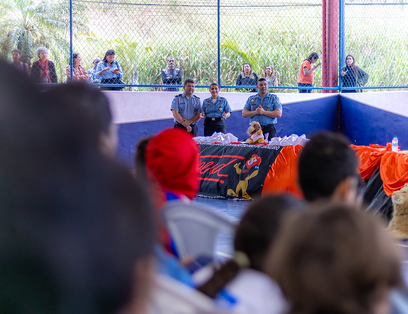 Maricá forma 500 alunos no Proerd em cerimônia com parceria da Polícia Militar