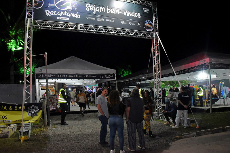 Recantando 2025 agita Itaipuaçu com muito rock e blues