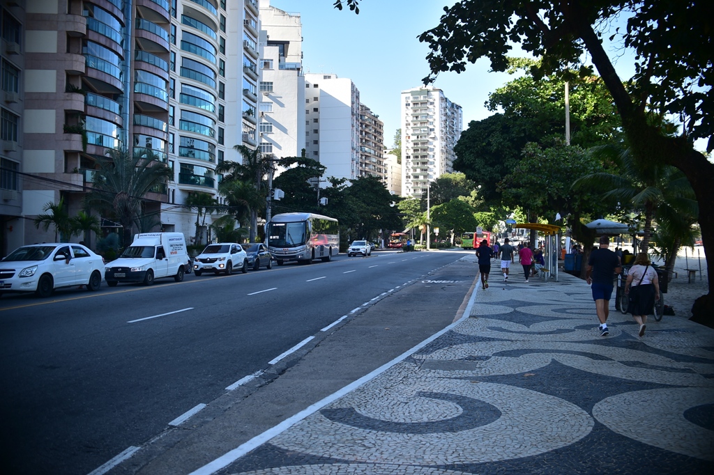 Projeto Orla Viva começa no último domingo do mês (27): tráfego de uma das pistas da Praia de Icaraí será fechado para o lazer