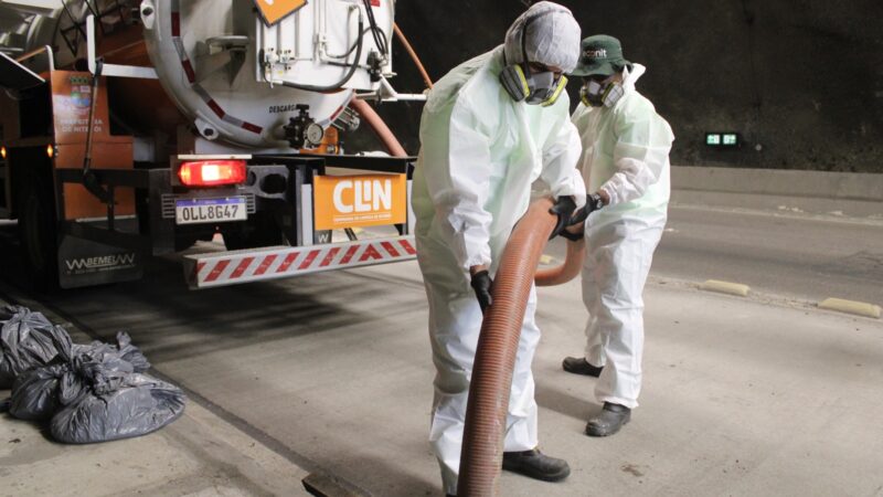 Clin realiza manutenção preventiva no Túnel Charitas-Cafubá para evitar alagamentos