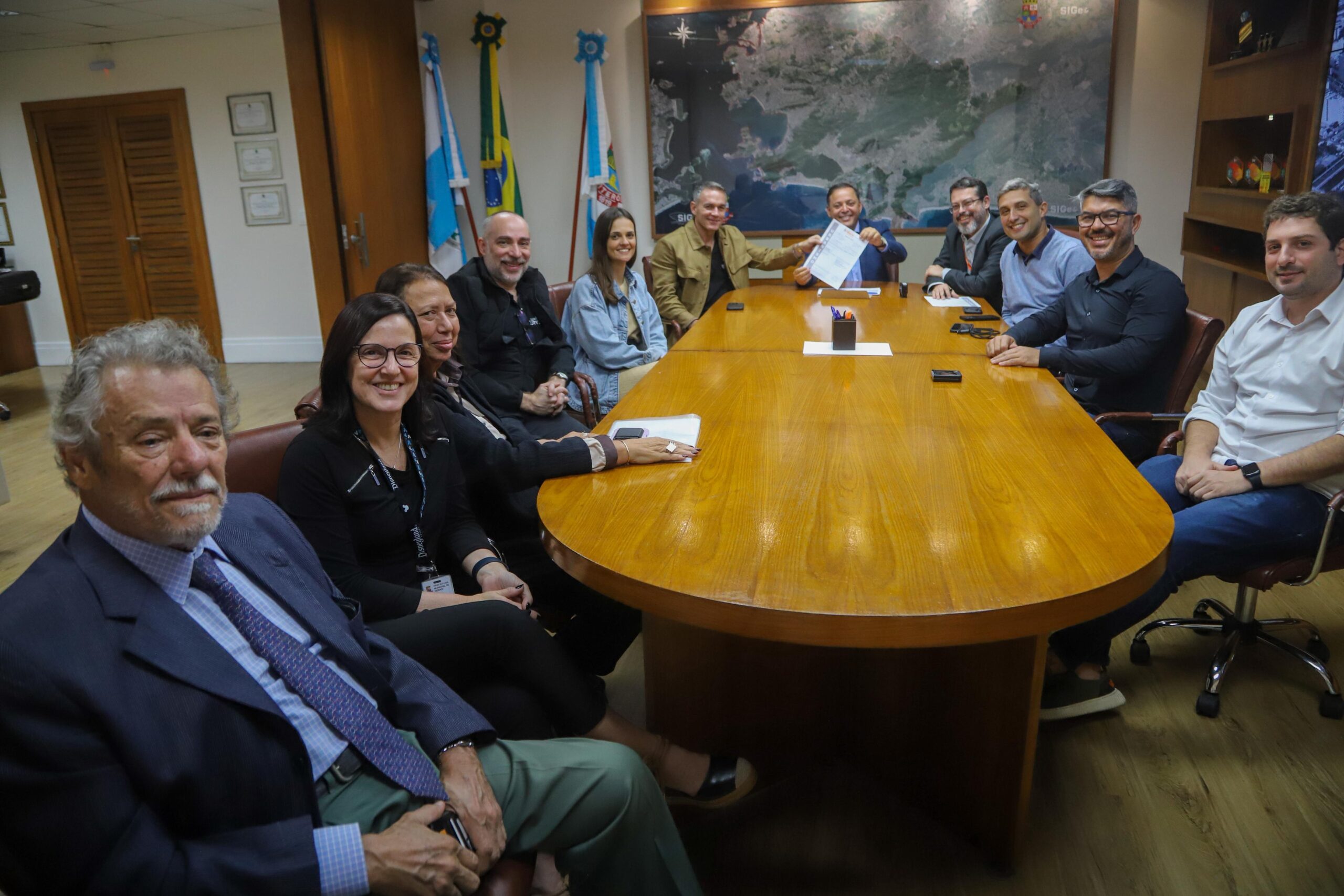 Prefeitura de Niterói entrega licença da obra de um dos maiores empreendimentos imobiliários do Centro